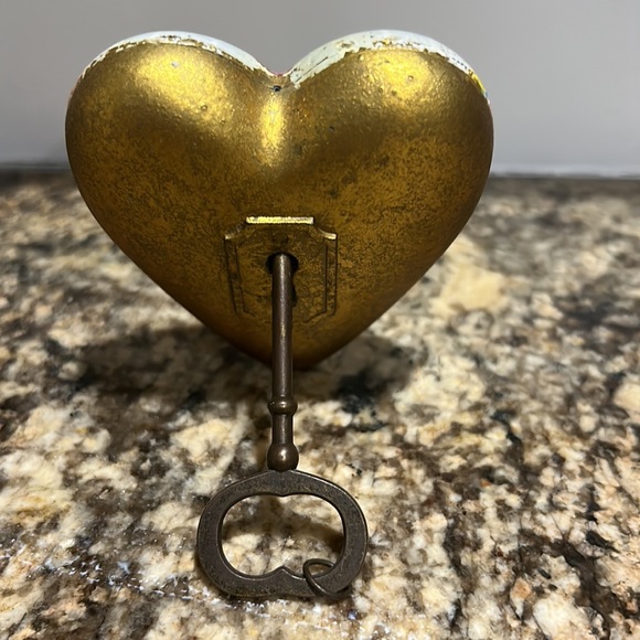 Dear Mom ...... heart with lock stand - Picture 2 of 4